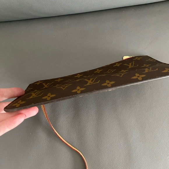 ❌SOLD❌LOUIS VUITTON POCHETTE MM - Picture 4 of 11